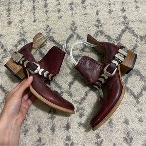 Freebird by Steven burgundy maroon blade bootie boot size 7 women’s